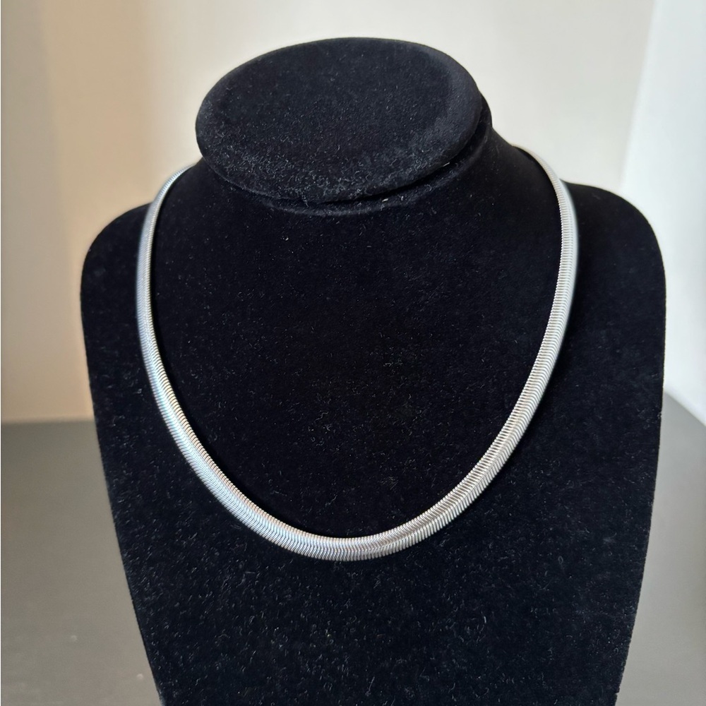 Elegant Silver Necklace